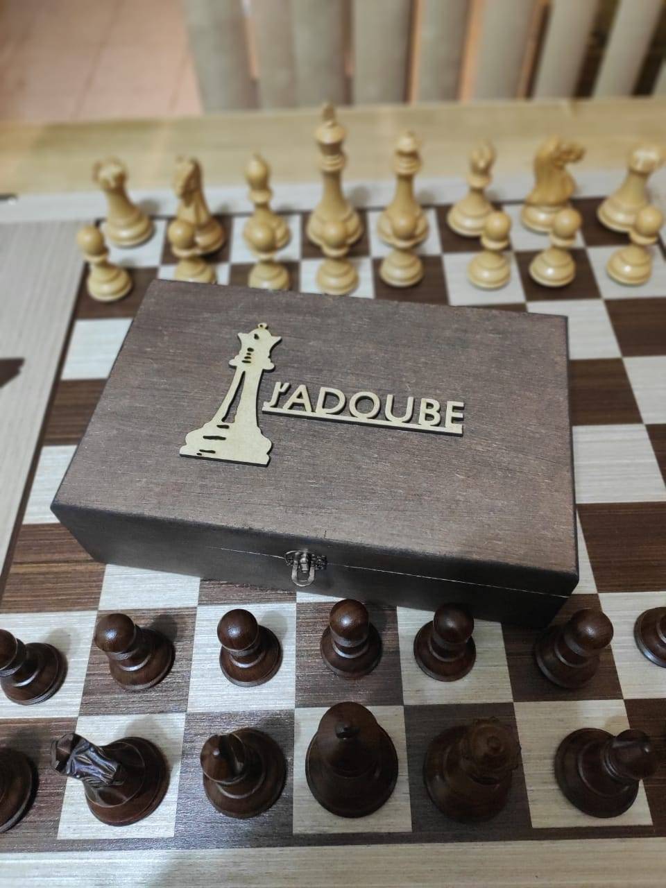 Caixa para peças de Xadrez – Jadoube