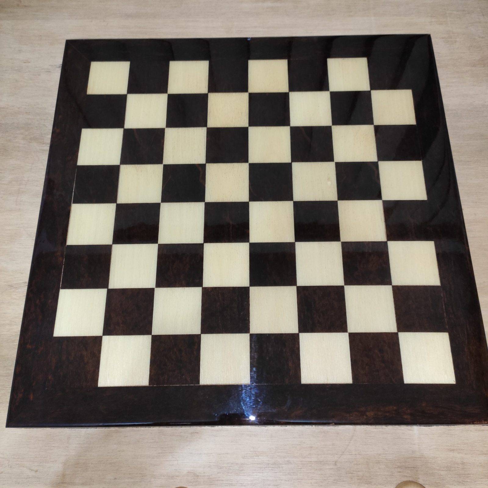 Jogo De Xadrez Dobrável Tabuleiro Madeira Com 32 Peças 40x40cm - Livrarias  Curitiba