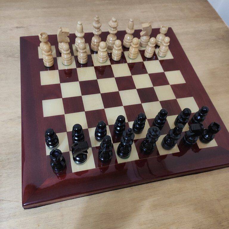 Jogos de tabuleiro de xadrez de metal de luxo retro internacional xadrez  mobiliário doméstico 48cm madeira